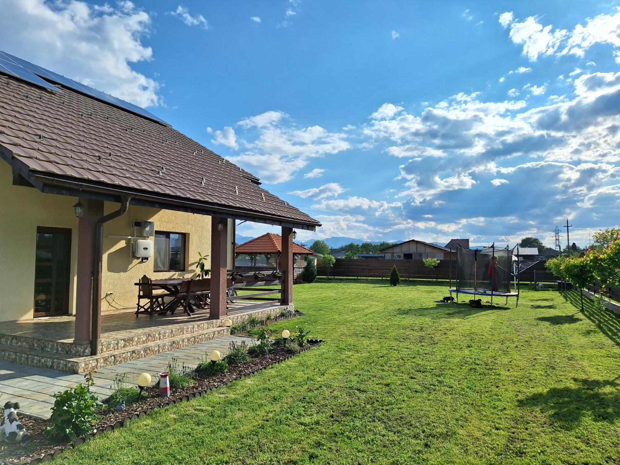 Pensiunea Daria Haţeg Exterior foto
